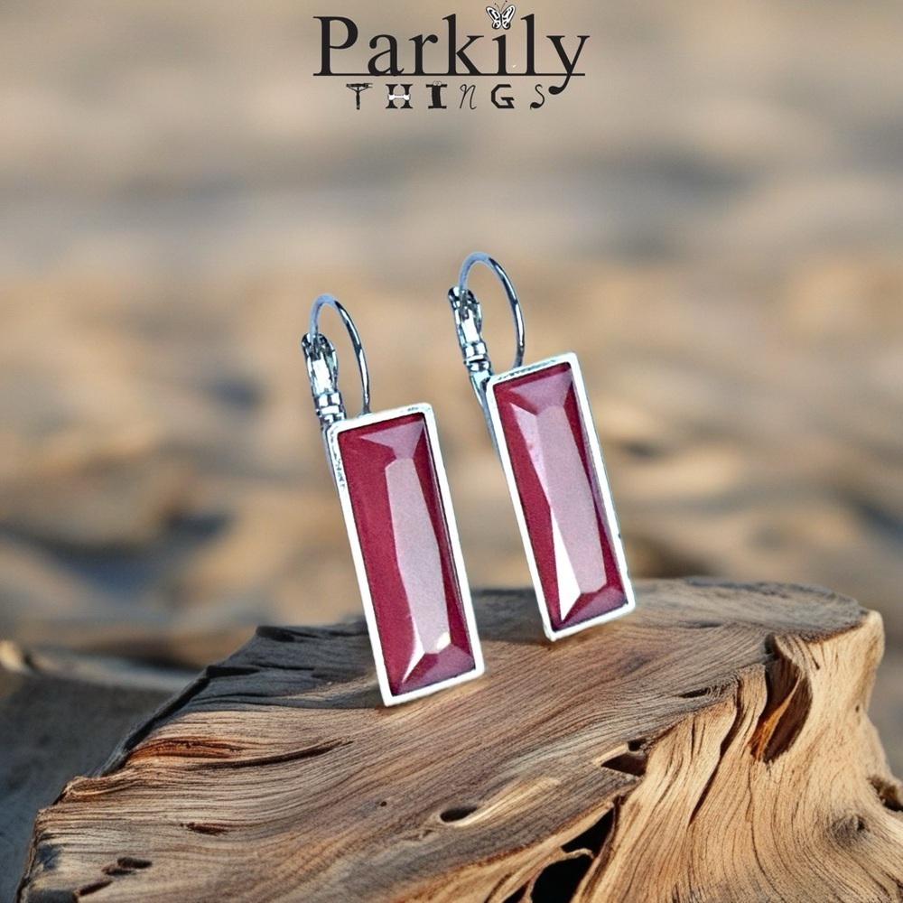 Handcrafted earrings with Austrian deep red coral color baguette crystal - Picture 1 of 4